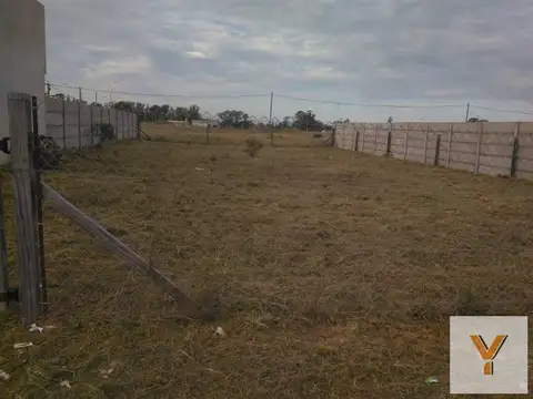 Terreno en Venta 30  mts Fondo