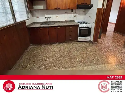 Casa en Alquiler en El Palomar, $ 1.000.000