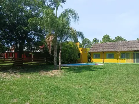Quinta en Venta con 1 cochera