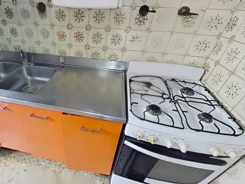 Depto Tipo Casa en Venta 40 años