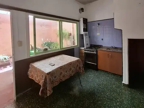 Depto Tipo Casa en Alquiler en Villa Maipu, $ 620.000