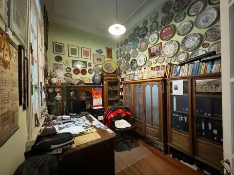 Casa de Estilo Francés , Luminosa Amplia IDEAL INVERSION TIPO  HOTEL BUTIQUE