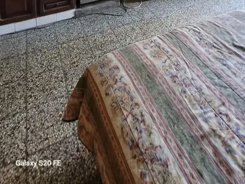 Depto Tipo Casa 4 ambientes con 2 baños