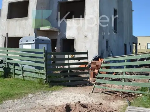 Lagoon Pilar Caamaño .