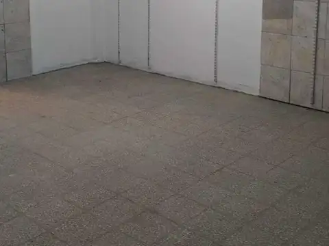 Local en Venta 30 años