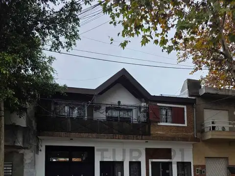 San Lorenzo 4500, Piso 0