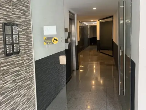 Departamento en Alquiler en Parque Chas, $ 430.000