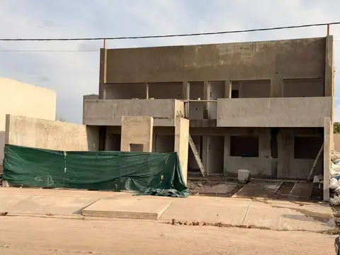 Proxima Entrega Depto Villa Arauca 2 dorm 2 baños Planta Baja