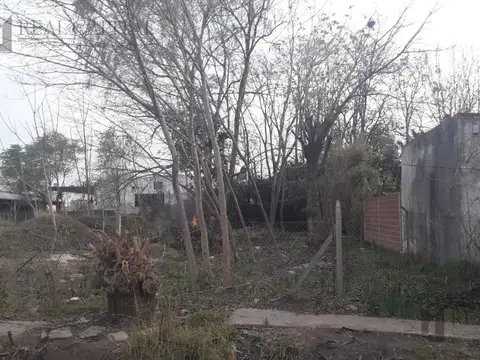 Terreno en Venta 46  mts Fondo