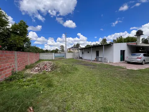 Casa frente a Weston / Campos de Álvarez Km 41
