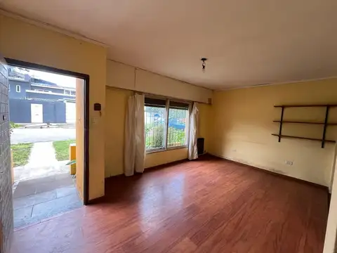 Depto Tipo Casa en Venta 37 años