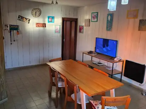 Casa en Venta con 4 cocheras