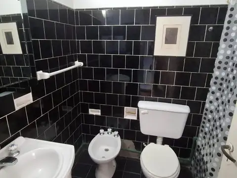 Depto Tipo Casa en Venta en Berazategui, USD 145.000