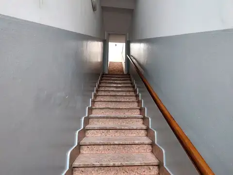 Depto Tipo Casa 4 ambientes con 1 baño
