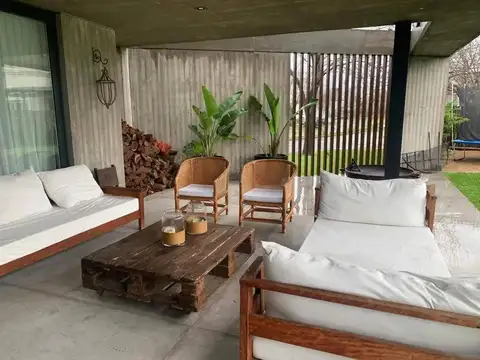 Barrio Lagos Del Norte - Febrero -