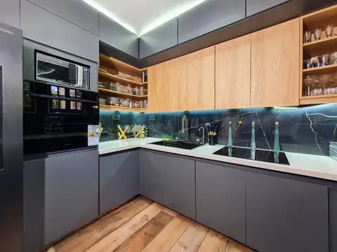 Casa amoblada en venta de 3 dormitorios con pileta y garaje