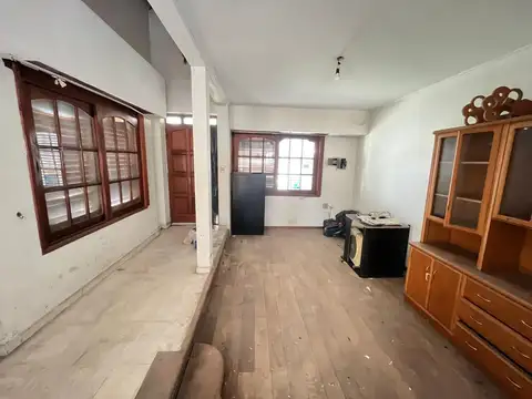 Casa en Venta en Estacion Moreno, USD 95.000