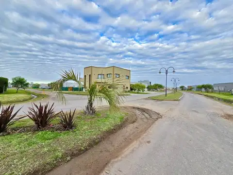 LOTE EN VENTA EN EL ENSUEÑO 750M2 FINANCIADO