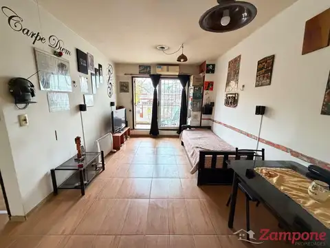 Departamento 2 ambientes con balcón