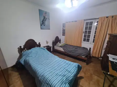 vendo casa 2 dormitorios con patio