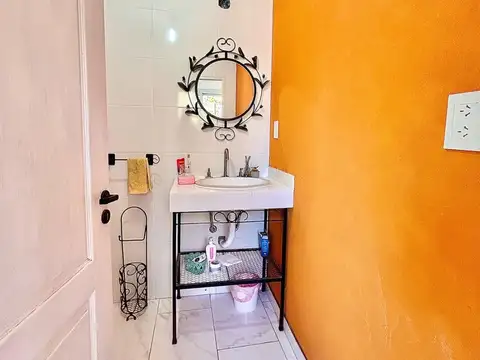 Casa 7 ambientes con 6 baños