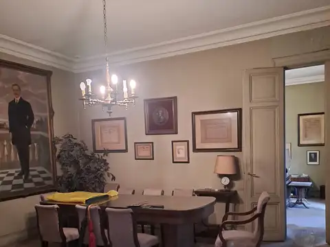 Departamento en Venta de 9 ambientes