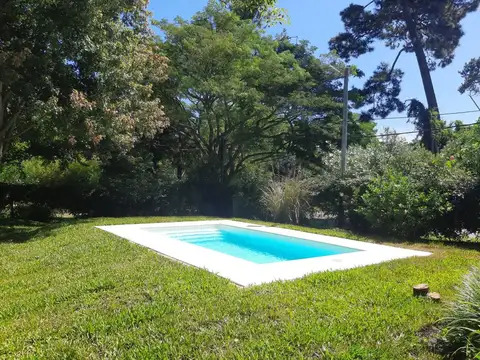 Casa en Alquiler de 4 dormitorios