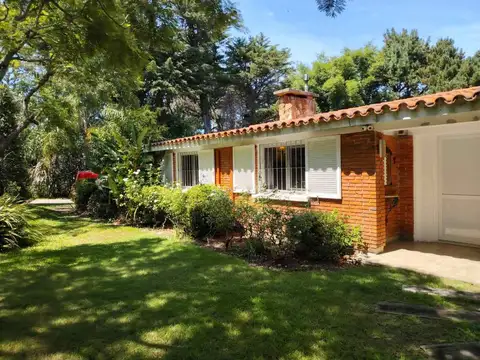 Casa en Alquiler en Cantegril, USD 2.900