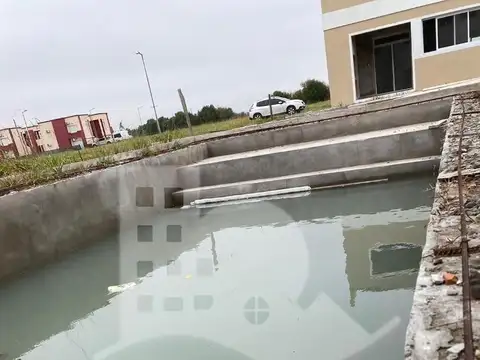 Complejo de Departamentos en Termas de  Dolores.
