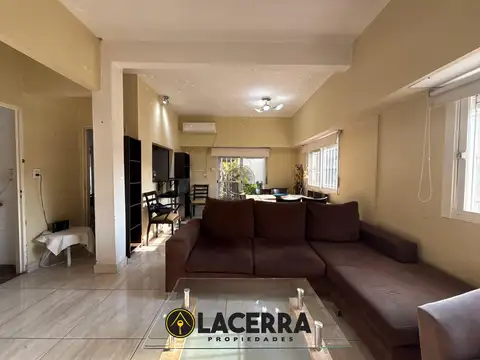 venta de excelente PH 4 ambientes c/ Playroom, terraza y balcòn corrido en Munro