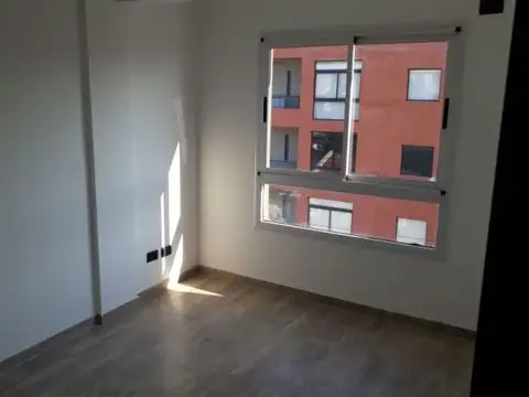 PABLO SIMBRON 2800, Piso 2