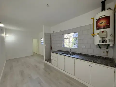 ALQUILER PH 2 AMBIENTES SARANDI PATIO