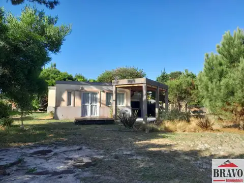 Calle 40 E/ punta del Indio y Pinamar 100