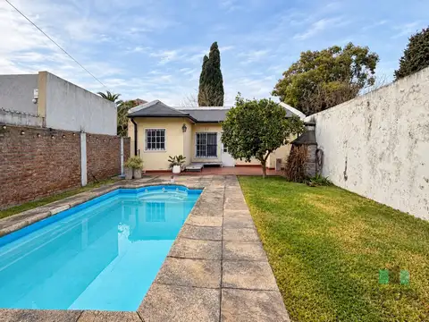 Casa en Venta en Adrogue, USD 350.000