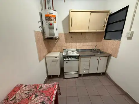 Depto Tipo Casa 2 ambientes con 1 baño
