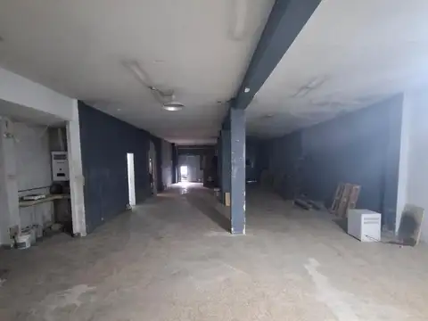 Local Comercial sobre Av.Mitre