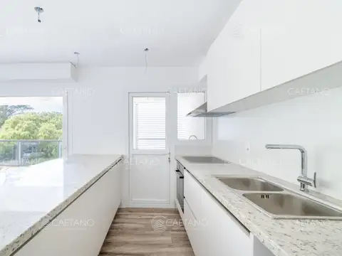 Espectacular Apartamento Duplex de Tres dormitorios en Venta en Barrio Golf