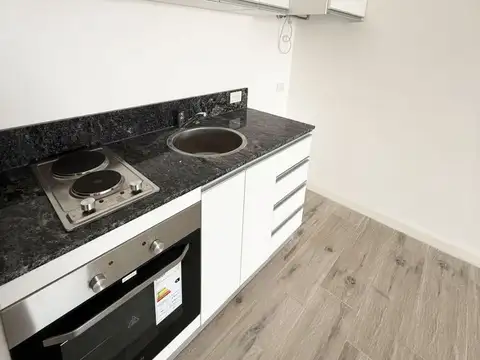 Saavedra 800, Piso 5