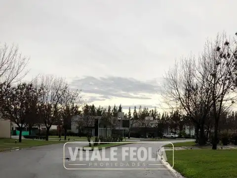 VENTA LOTE EN TERRAVISTA CON FONDO A LAGUNA SÚPER BIEN UBICADO