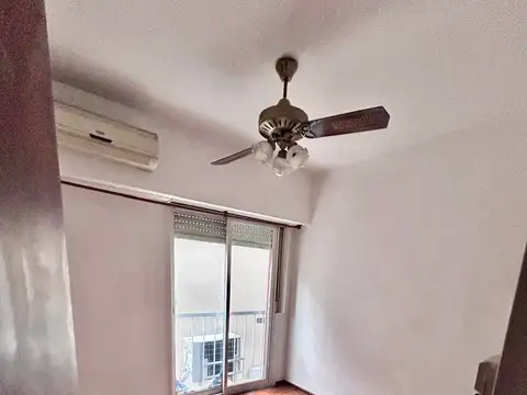 Departamento en Alquiler en Floresta, $ 600.000