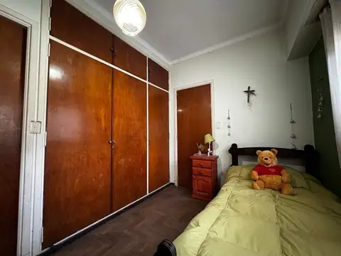 VENTA CASA 5 AMB C/PATIO QUINCHO Y GGE. - BURZACO