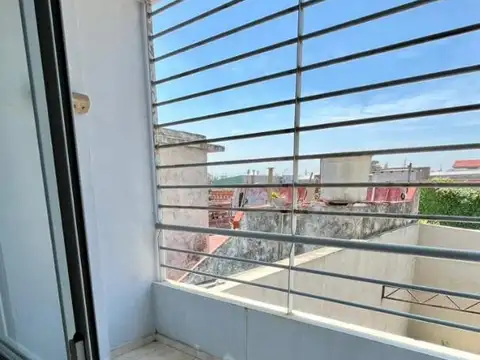 DEPARTAMENTO DE 2 AMB EN ALQUILER EXCELENTE UBICACION 