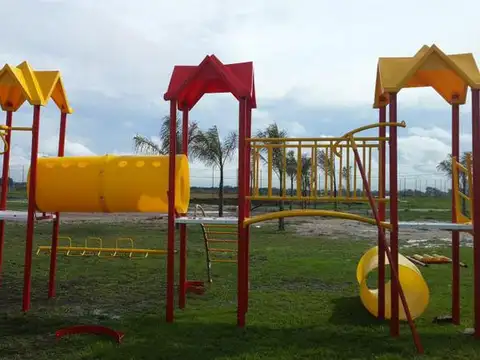 F. Cáceres Canning, La Alameda