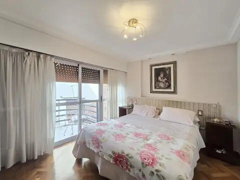 Departamento 5 ambientes con 3 baños