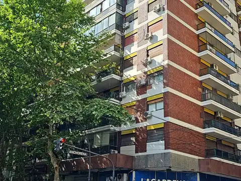 Departamento 4 ambientes con 3 baños