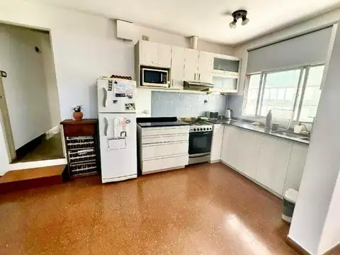 Presbítero Del Castillo 1100