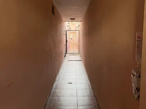Entre Rios 2700, Piso 1