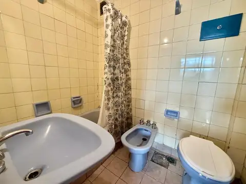 Departamento en Alquiler en Villa del Parque, $ 350.000