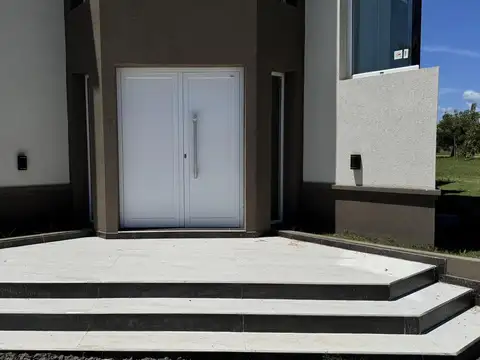 Casa en Venta en Colon, USD 250.000