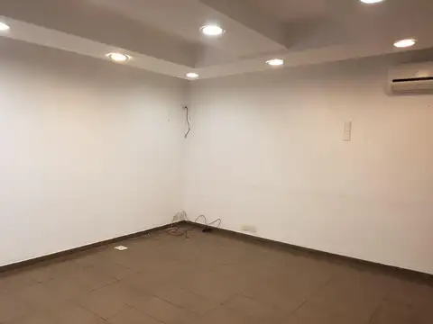 Local en venta en La Plata